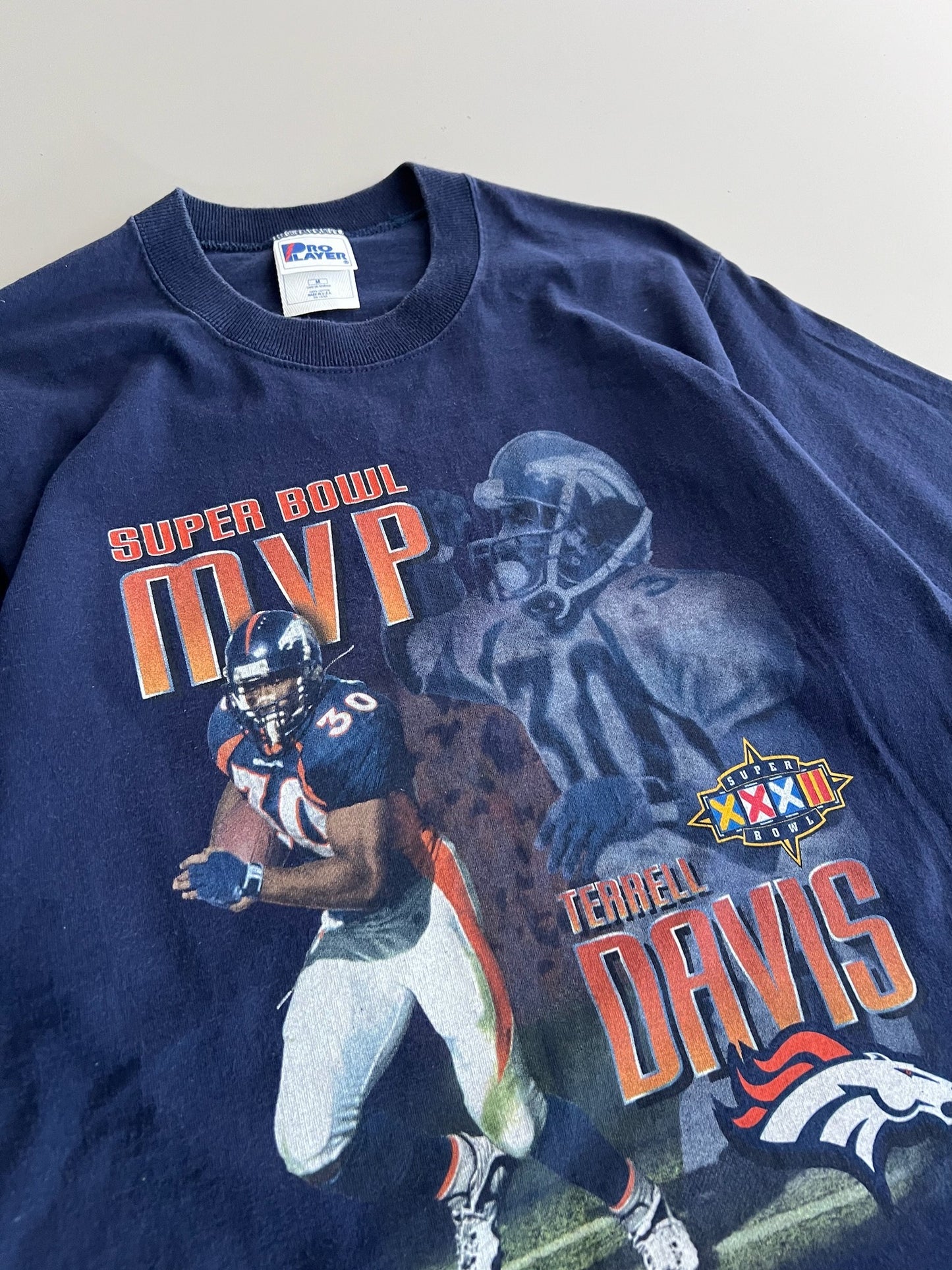 Medium Denver Broncos Terrell Davis MVP T-shirt