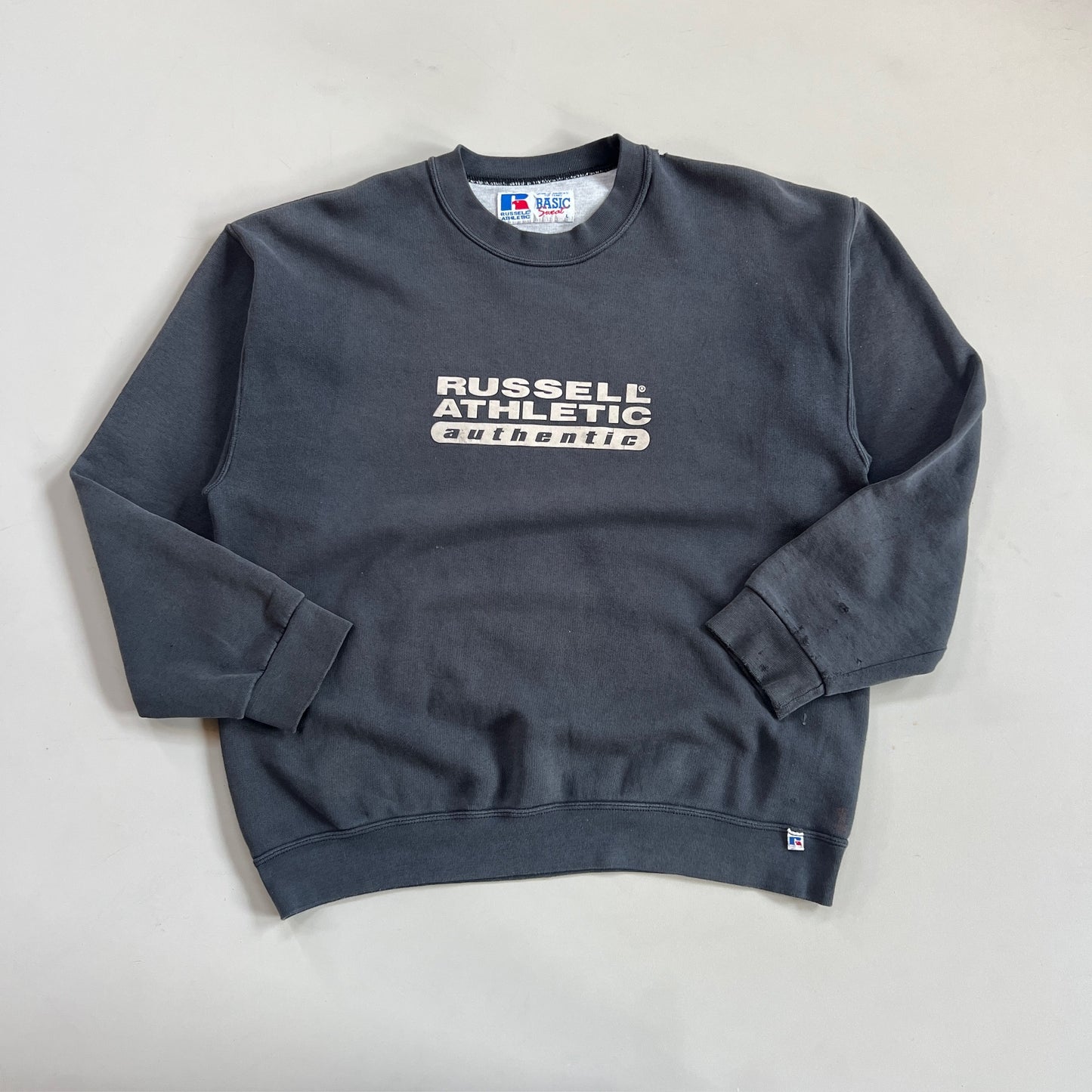 Large 2000s Russell Athletic Sweatshirt