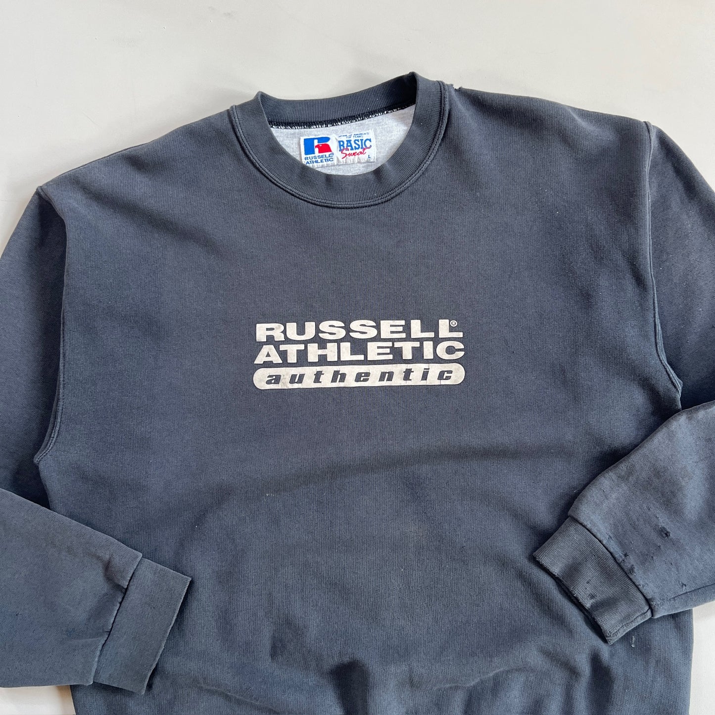 Large 2000s Russell Athletic Sweatshirt
