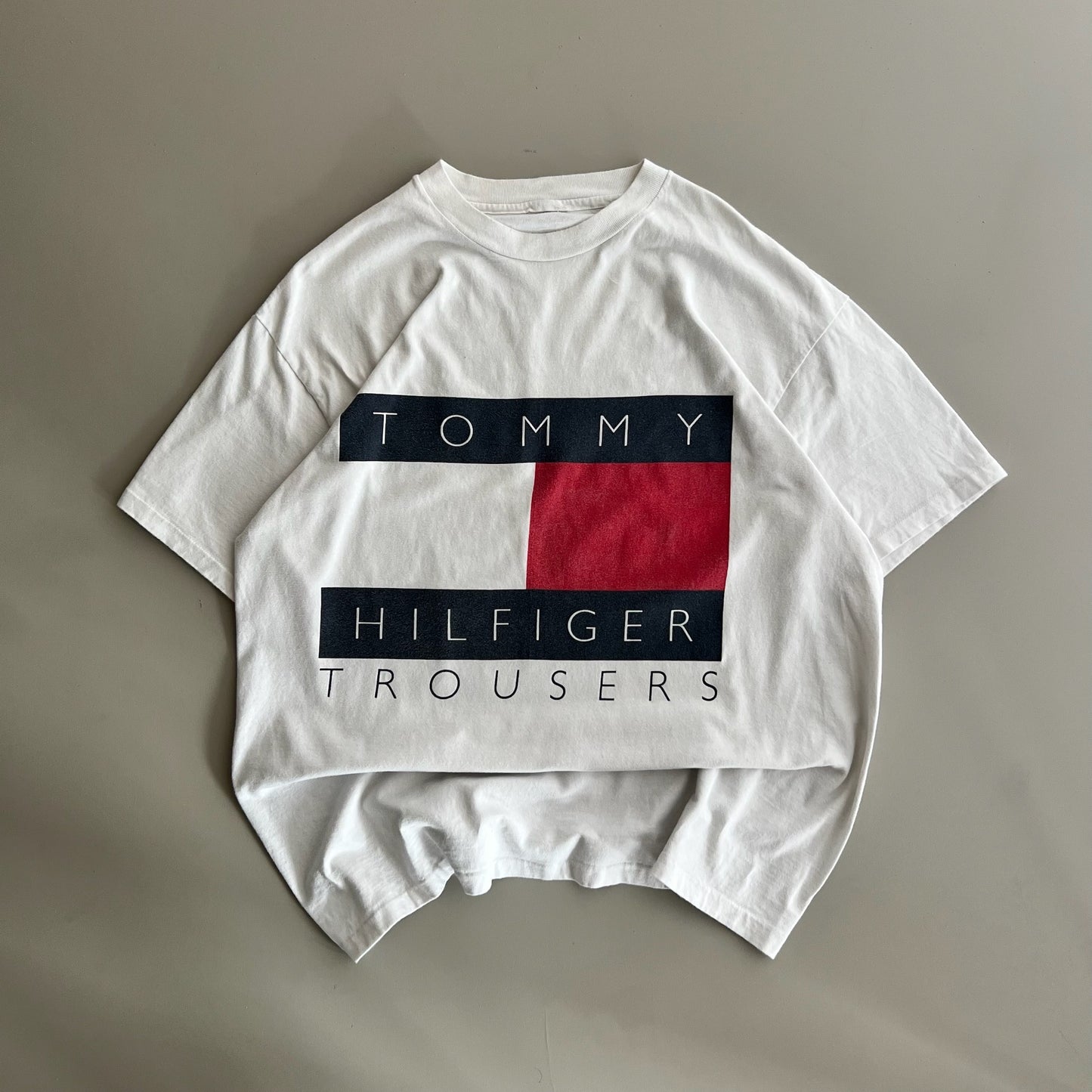 XL 90s Tommy Hilfiger Block T-shirt