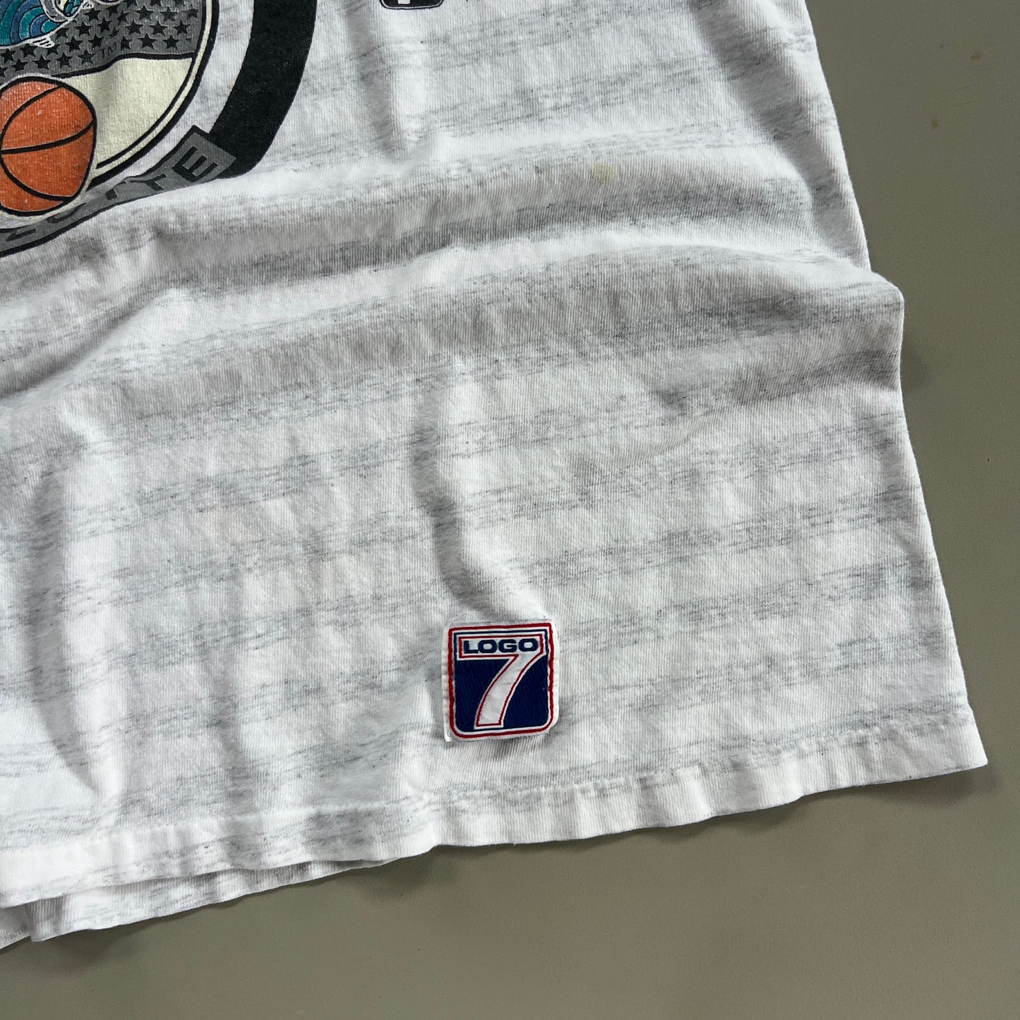 Medium 1980s Charlotte Hornets Logo7 T-shirt