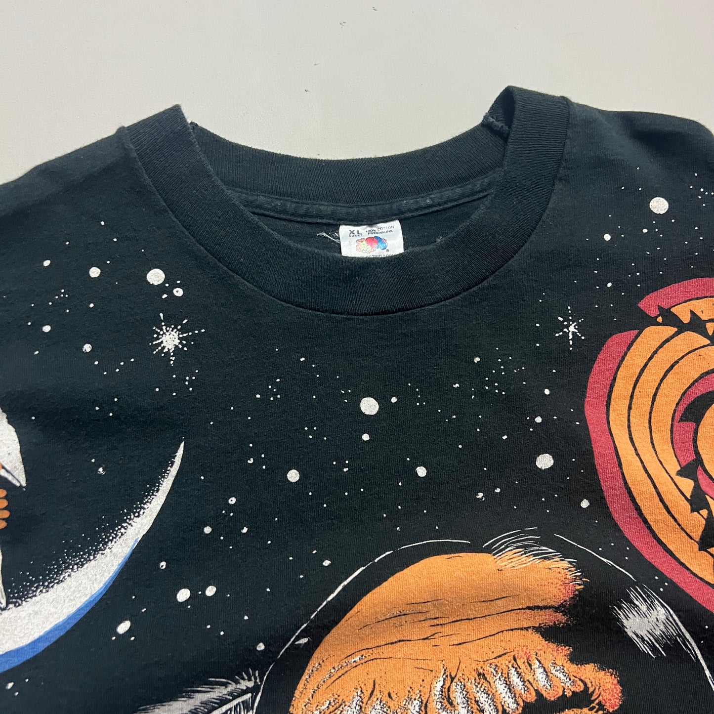 XL 90s Indian Tribal AOP T-shirt