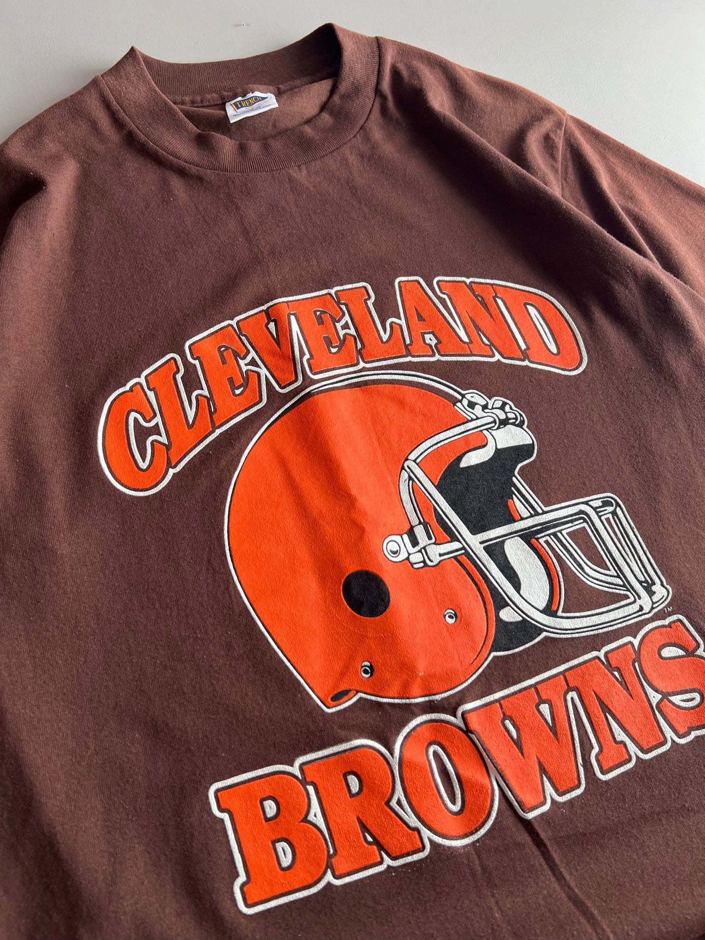 Medium 80s Cleveland Browns Trench T-shirt