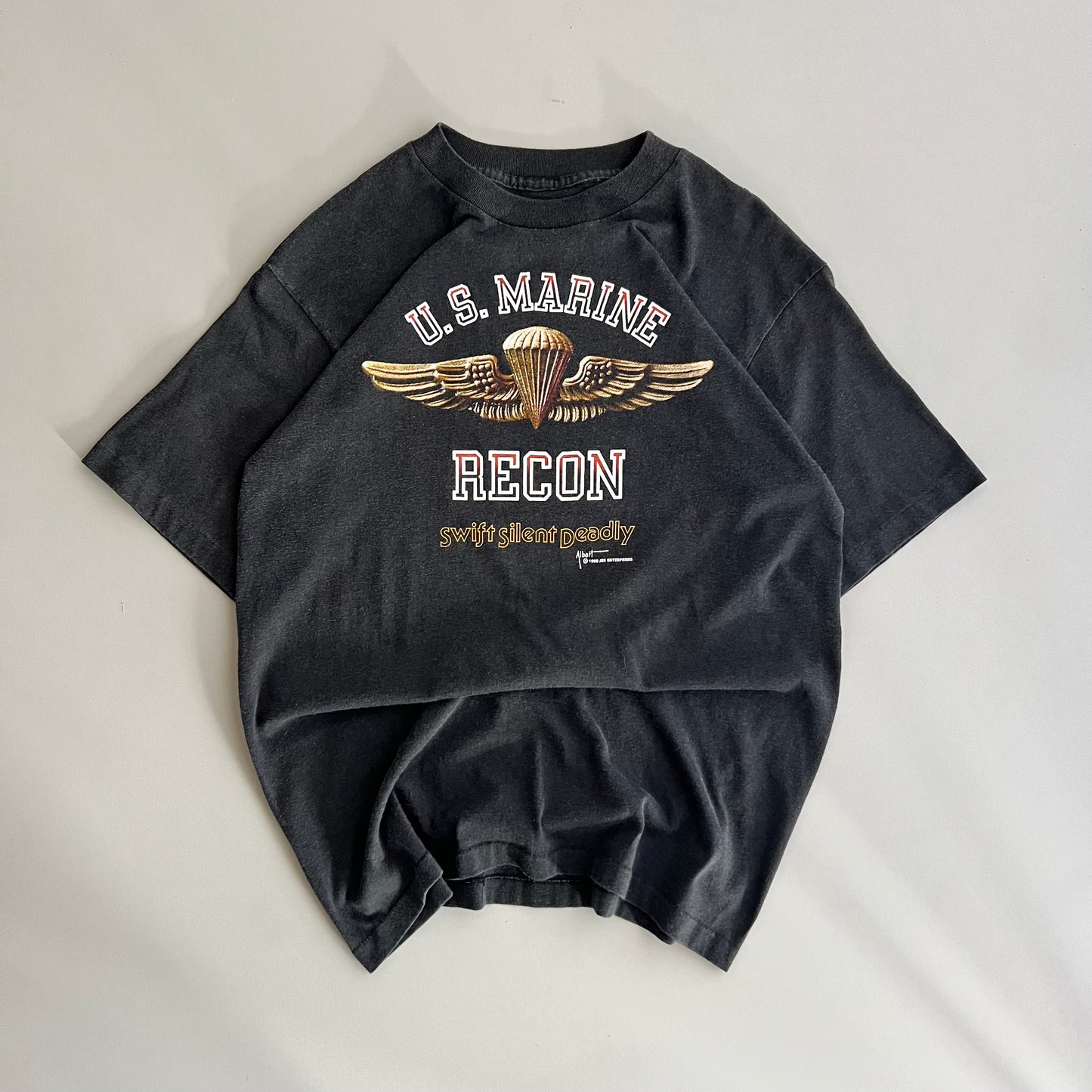 Small 1988 U.S Marines Recon T-shirt