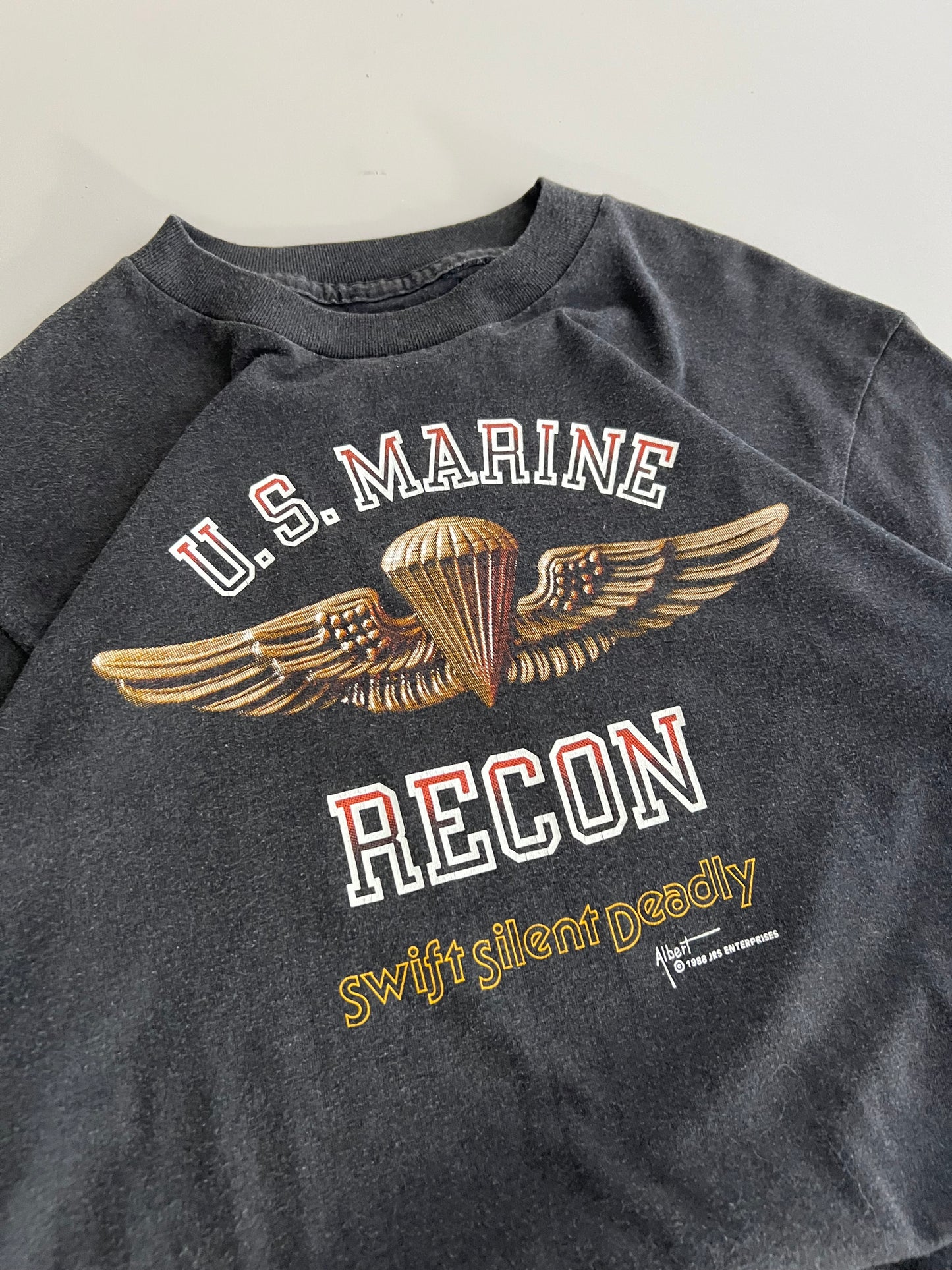 Small 1988 U.S Marines Recon T-shirt