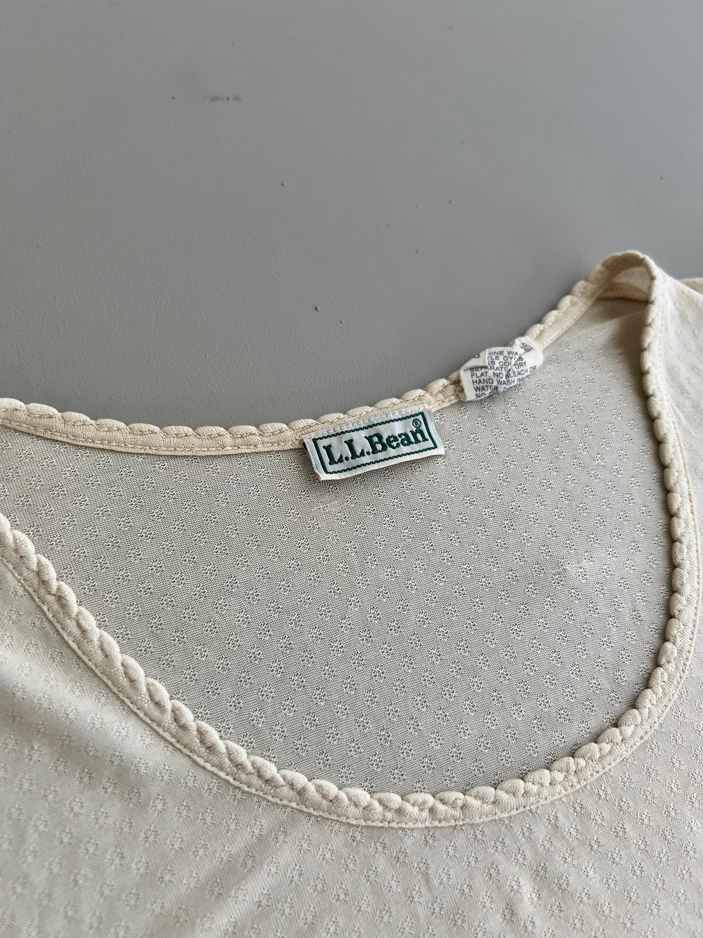 Medium Women's 2000s L.L Bean Tank Top Shop Merch