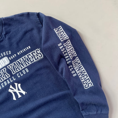 Large 2000s New York Yankees T-shirt