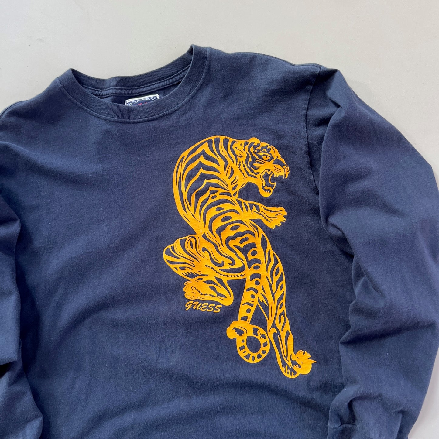 Large 2000s Guess Jeans T-shirt