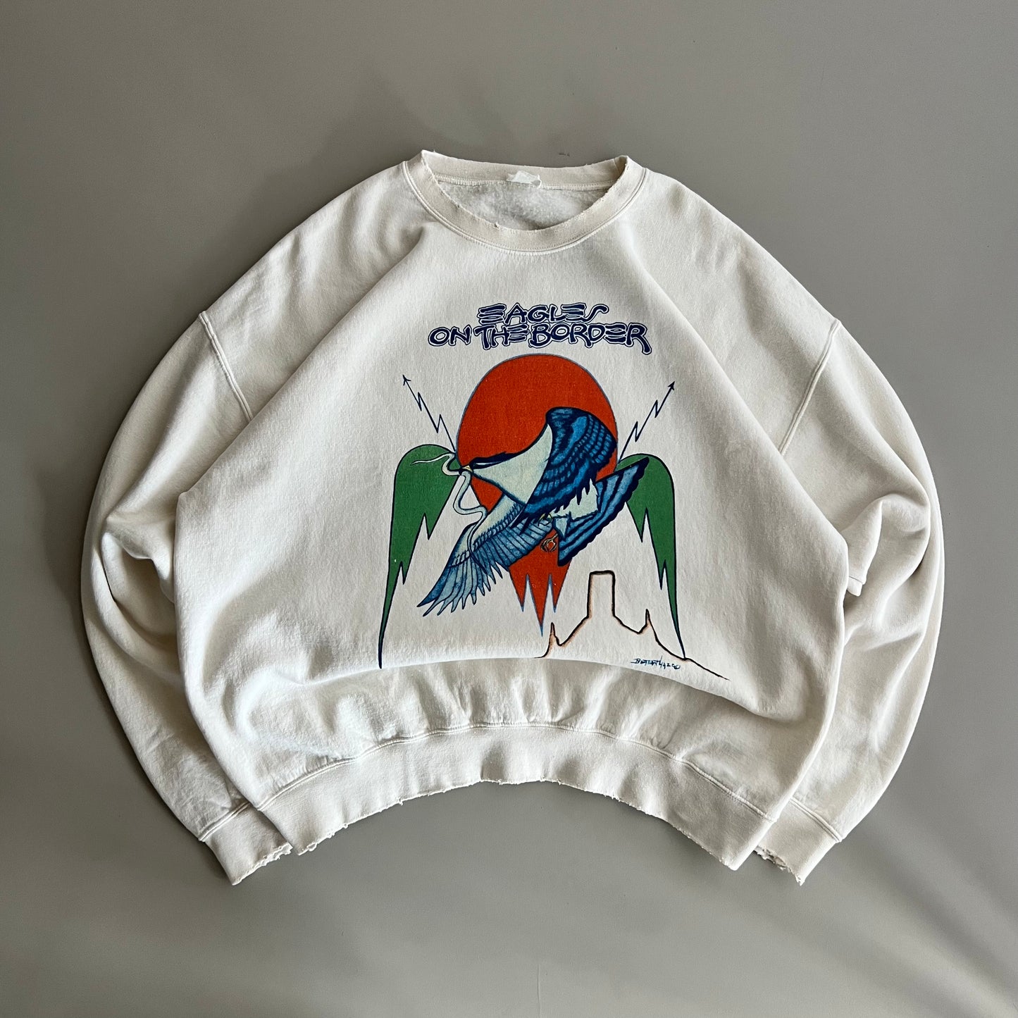 XL 90s Eagles On The Border Sweatshirt