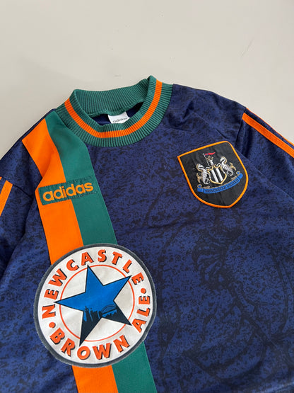 Small 97/98 Newcastle United Adidas Kit