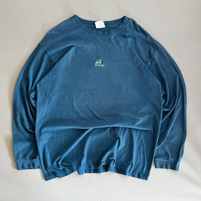 Large 90s Distressed Nike ACG T-shirt