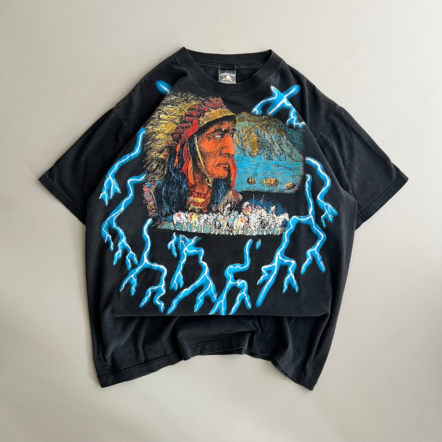 XL 90s American Thunder Tribal T-shirt