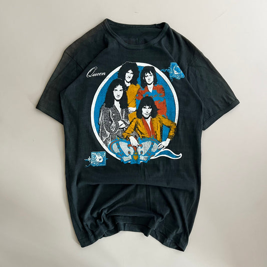 XL 1979 Queen World Tour T-shirt