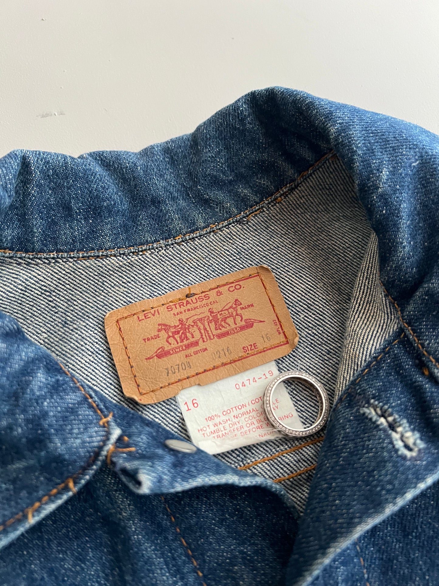 XS 80s Levi's Denim Jacket