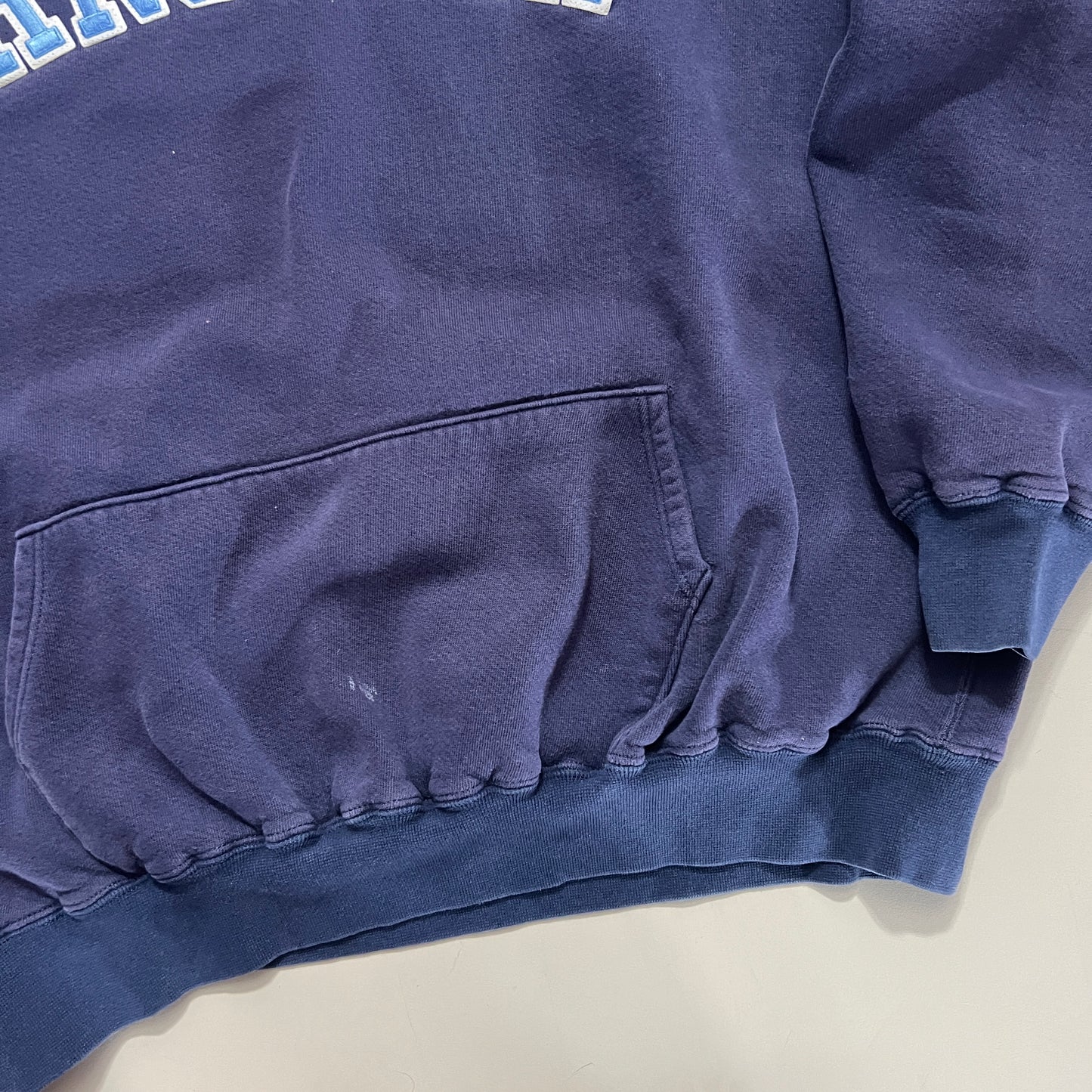 Large 2000s Carolina Tar Heels Sweatshirt