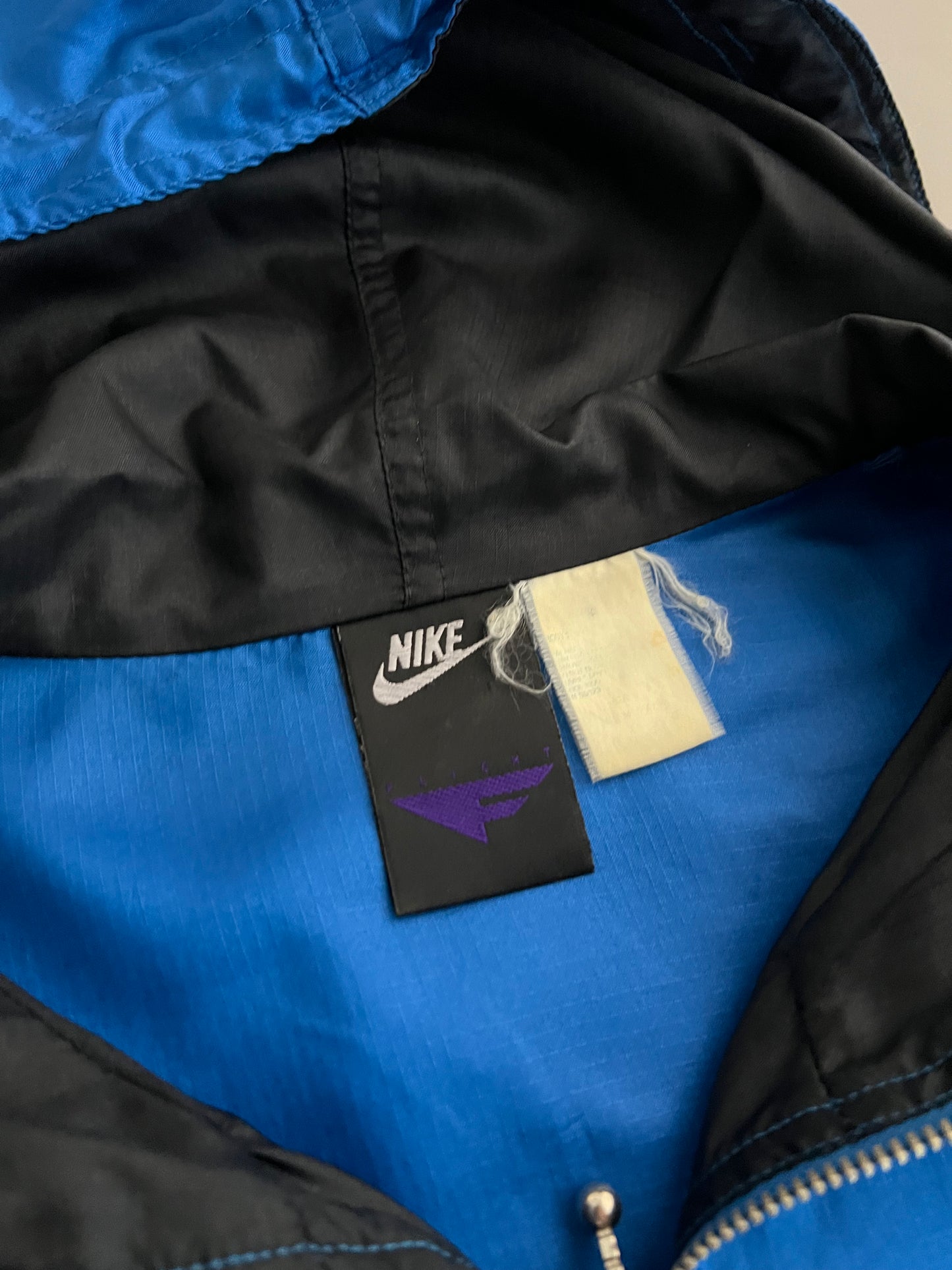 Large 90s Nike Flight Windbreaker