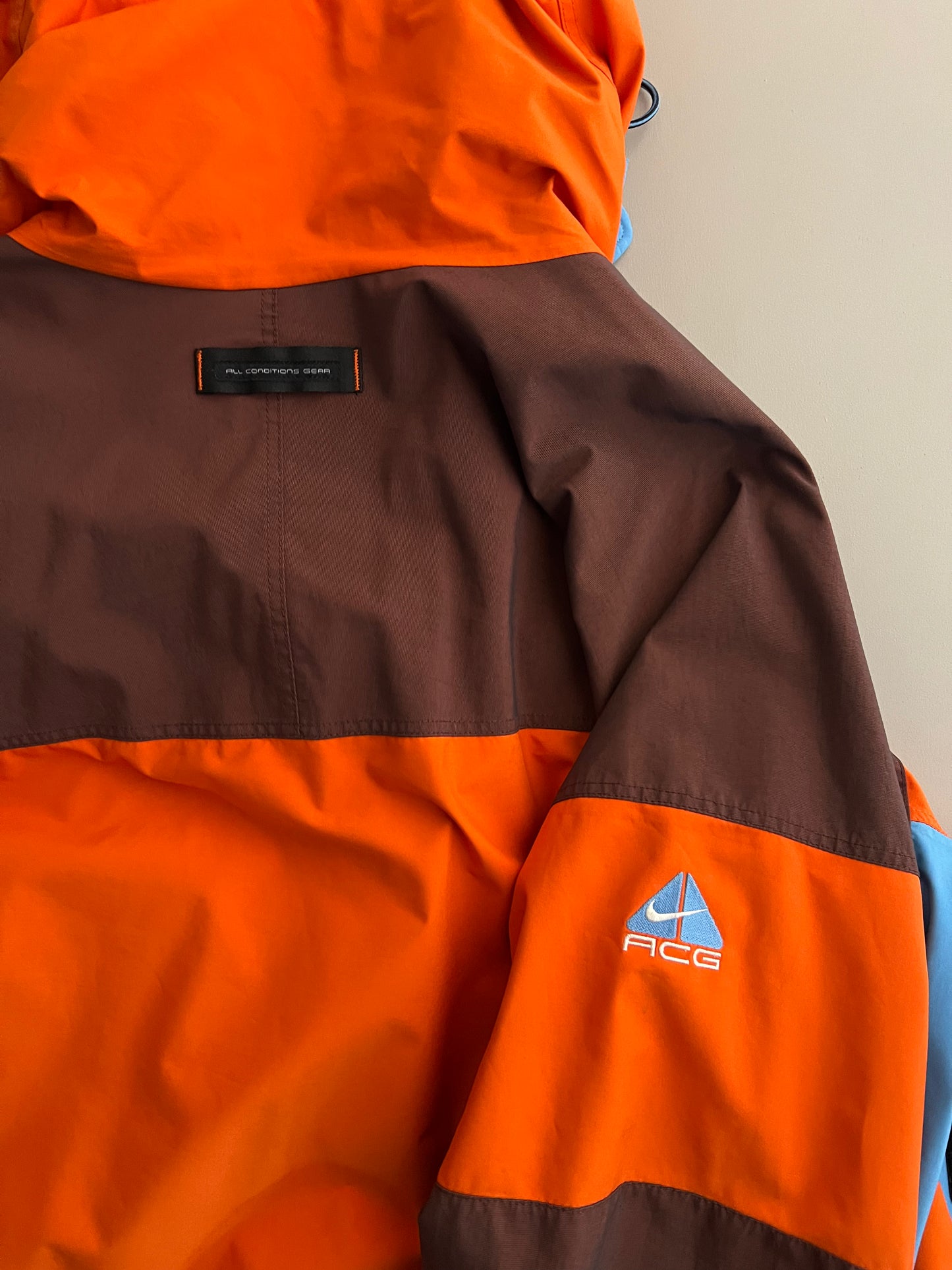 XL 90s Nike ACG Storm Fit Orange Jacket