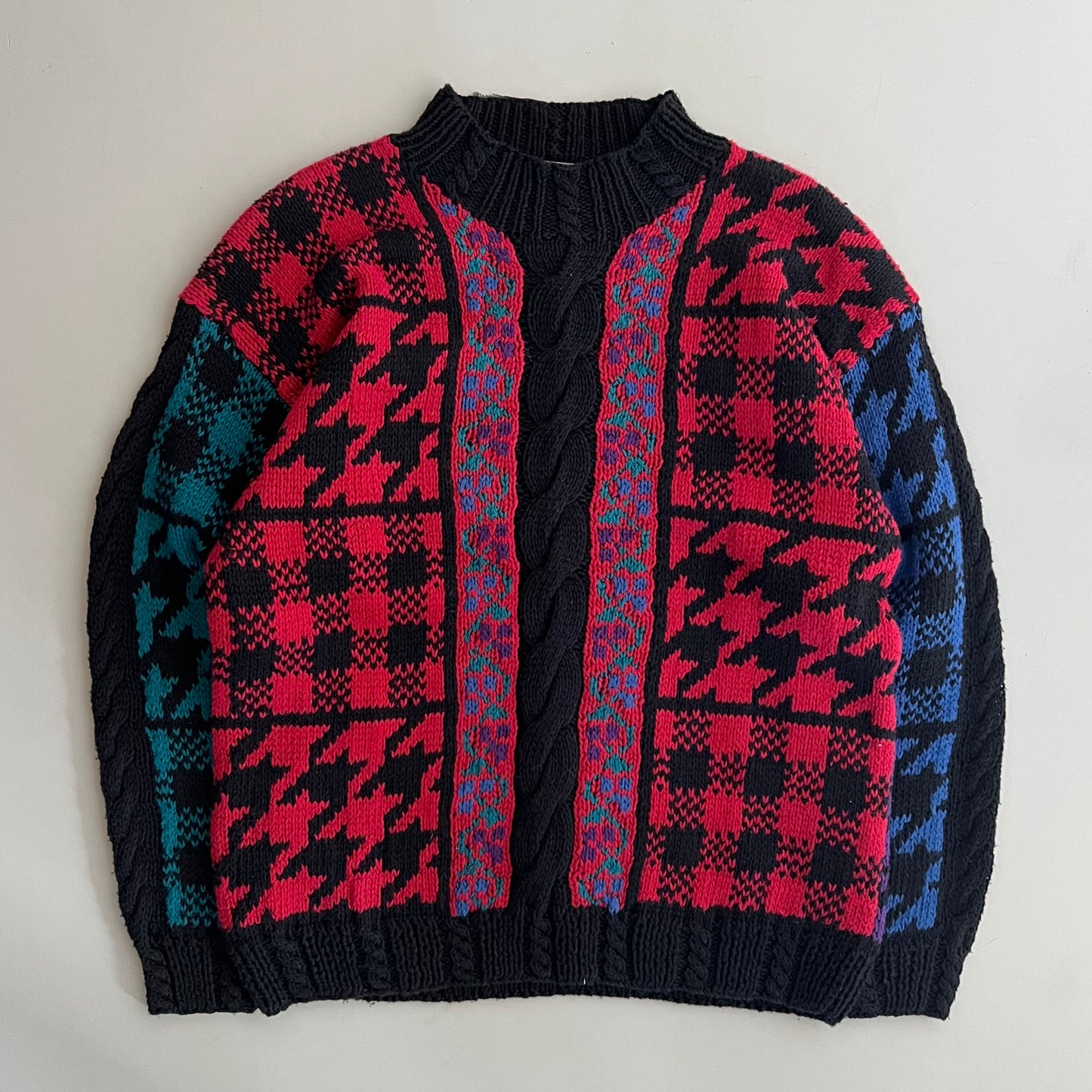 Large 2000s Woolrich Knit Sweater