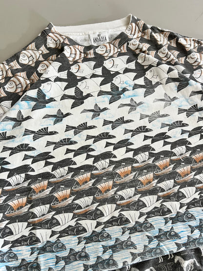 Xl 1991 MC Escher Fish AOP T-shirt