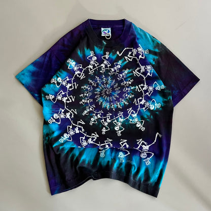 Large 1990 Grateful Dead T-shirt.