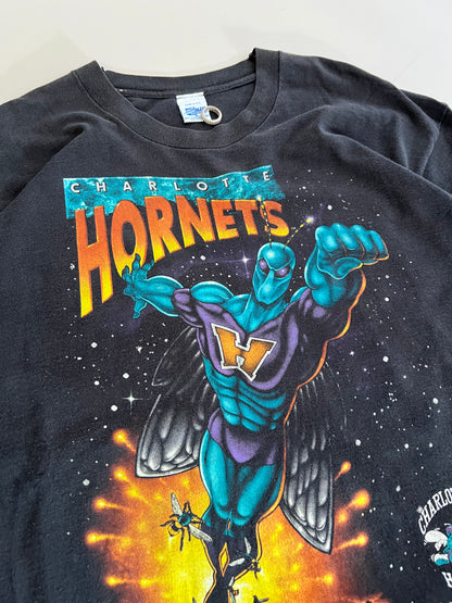 XL 90s Charlotte Hornets Super Hugo T-shirt