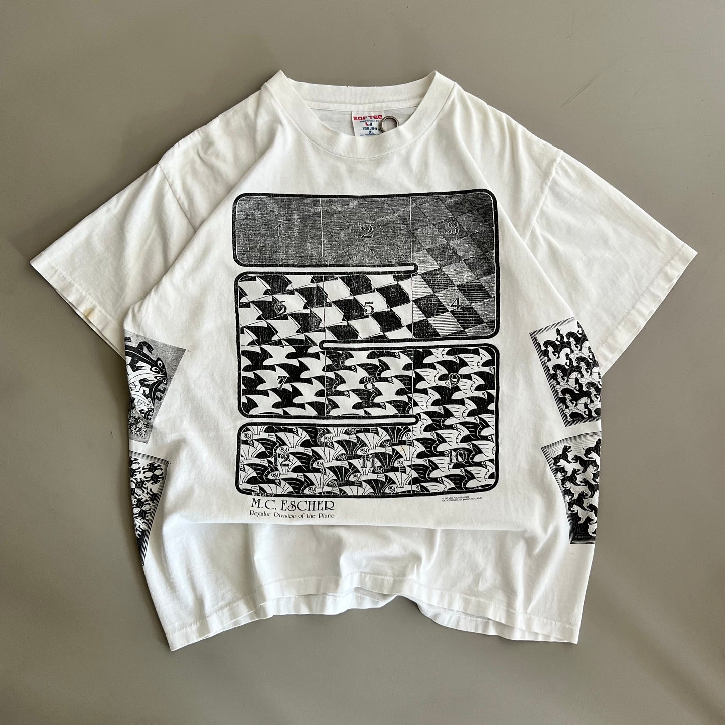 XL 1990 MC Escher AOP Art T-shirt