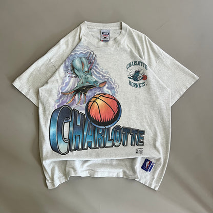 XL 90s Charlotte Hornets Hugo Break Through T-shirt