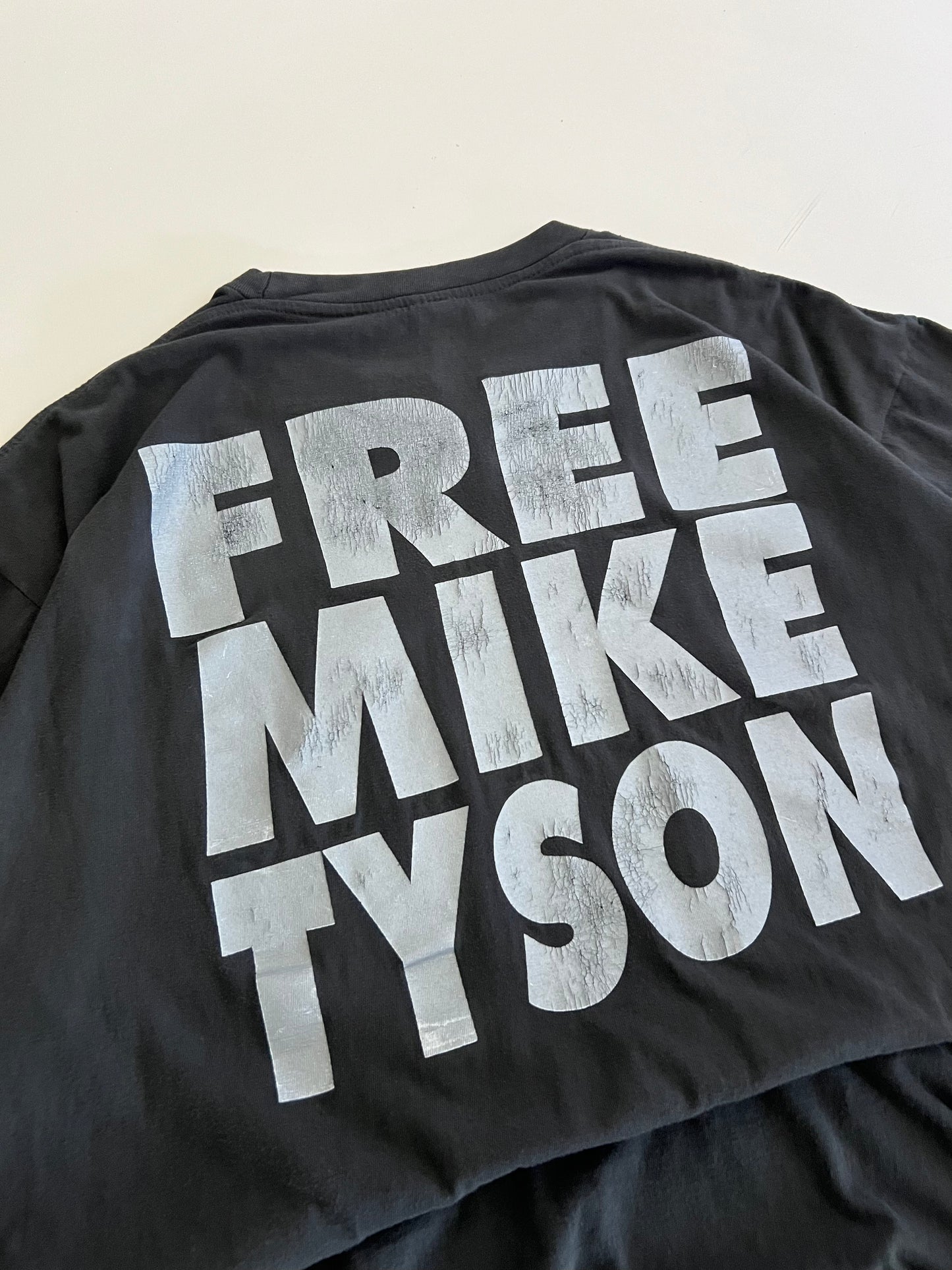 XL 90s Free Mike Tyson T-shirt