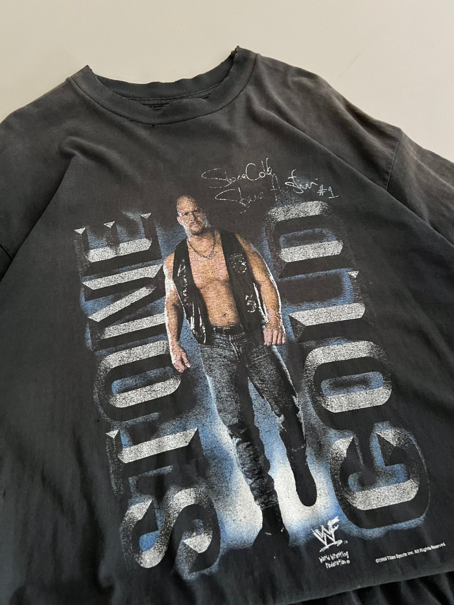 XL 1999 Stone Cold Steve Austin T-shirt
