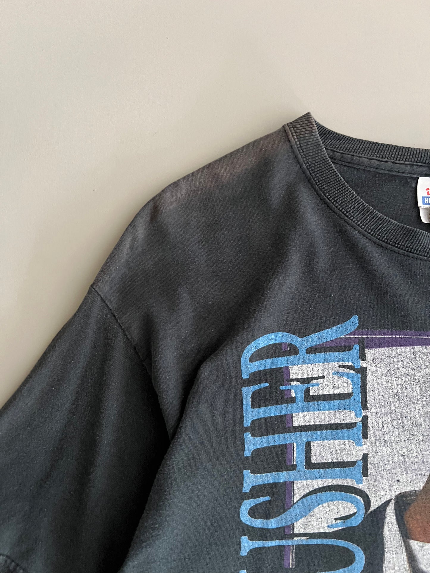 Medium 2004 Usher Tour T-shirt
