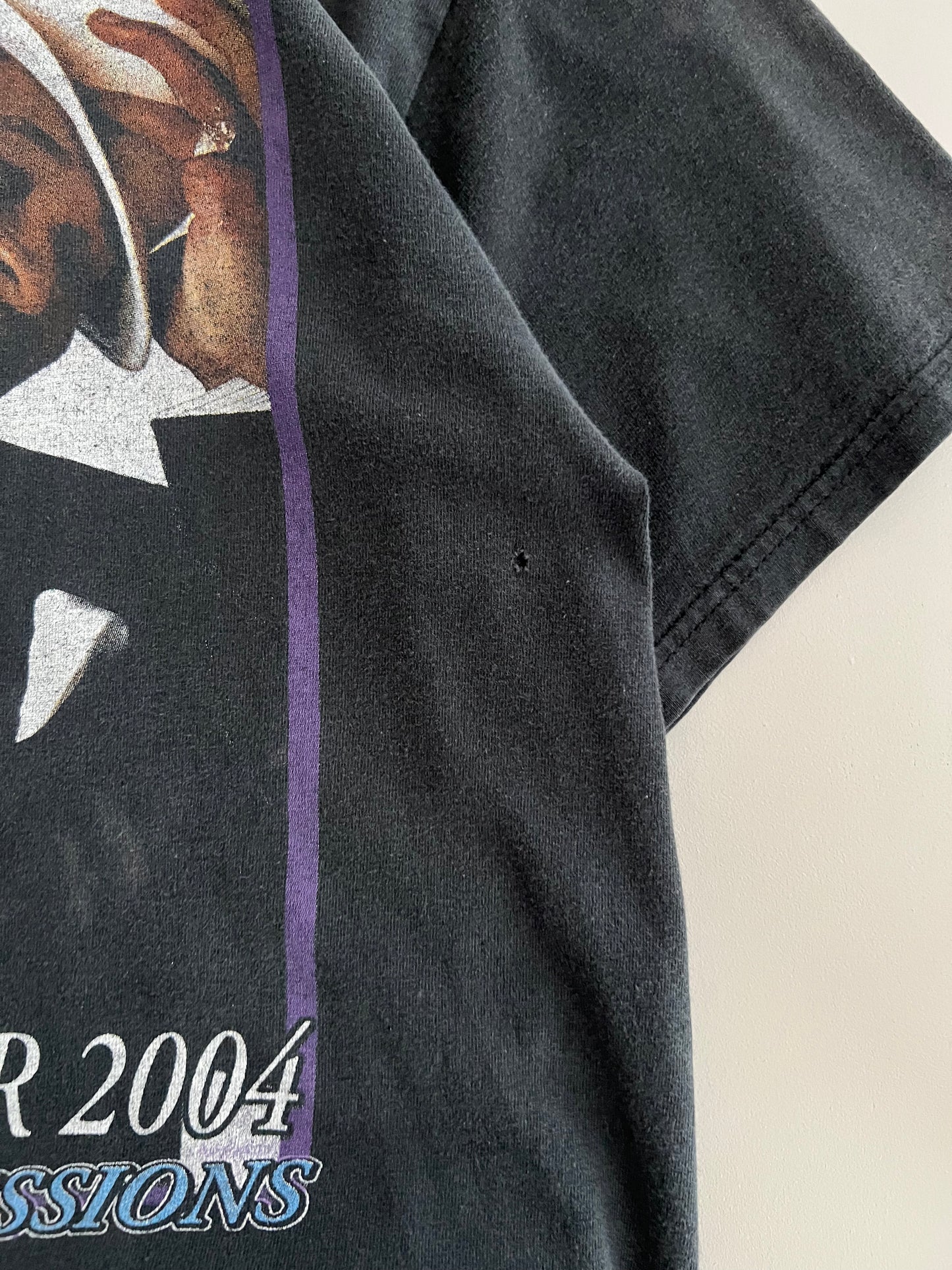 Medium 2004 Usher Tour T-shirt