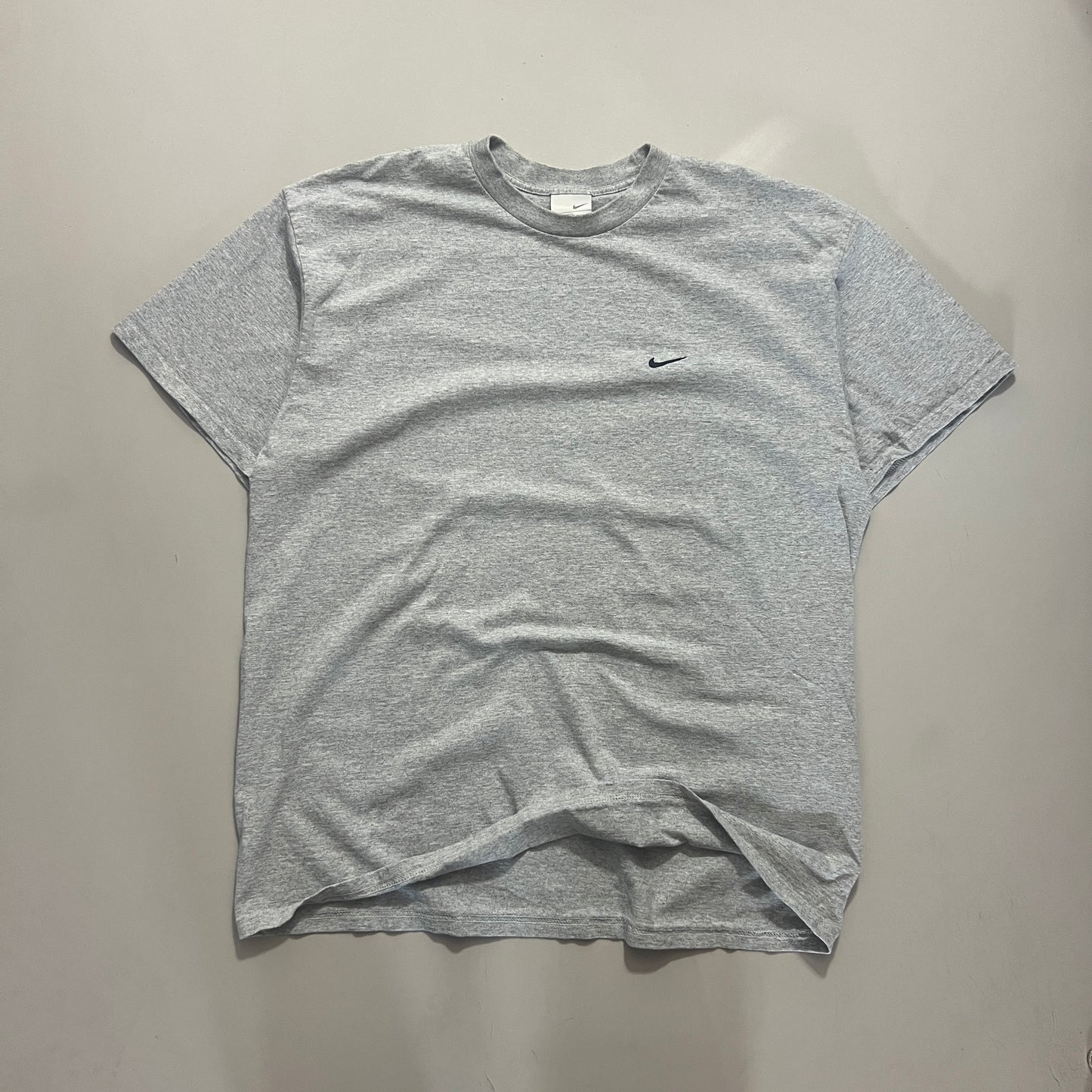 XL 2000s Grey Nike Check T-shirt