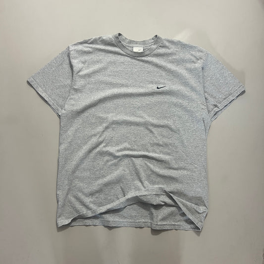 XL 2000s Grey Nike Check T-shirt