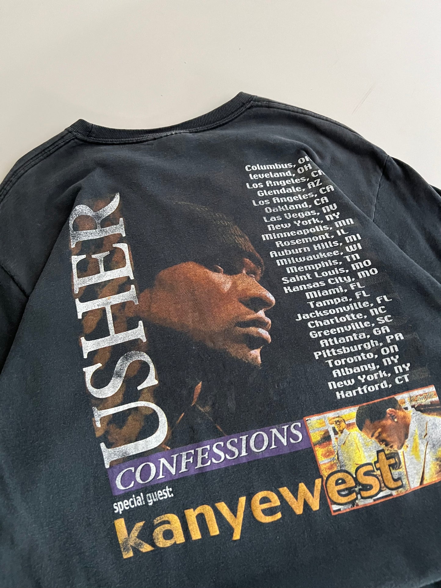 Medium 2004 Usher Tour T-shirt