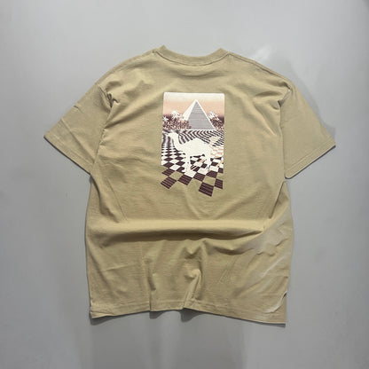 XL Camel Tobacco Pyramids T-shirt