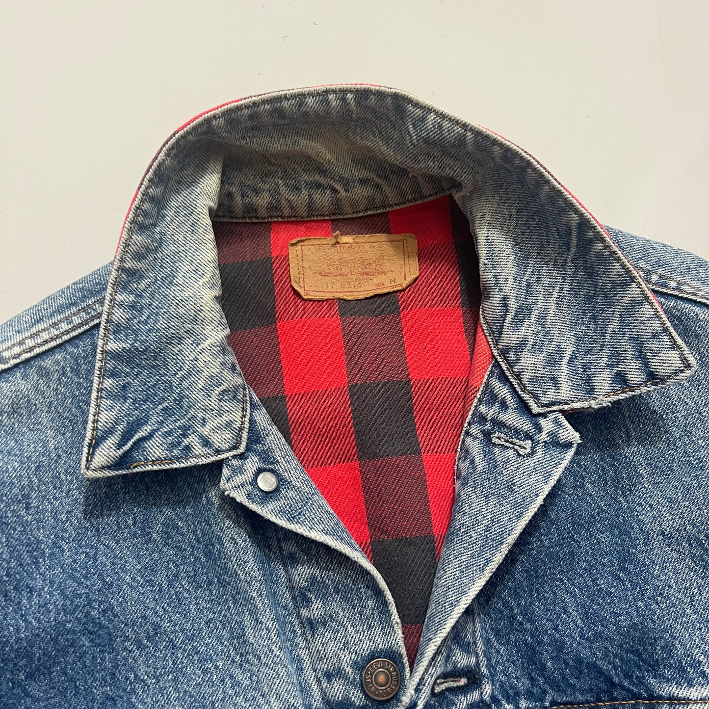 Medium 1980s Levi's Plaid Lined Denim Jacket