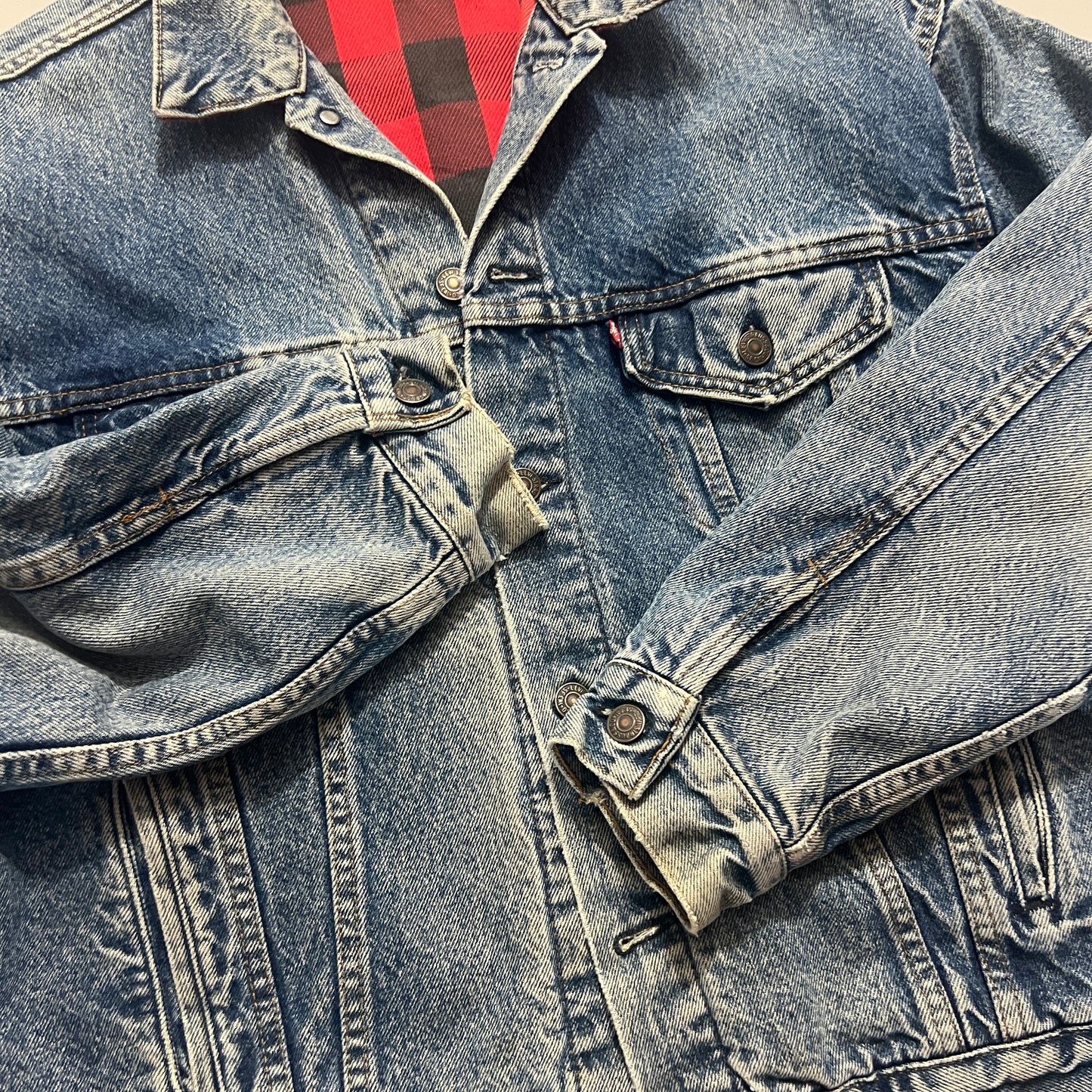 Medium 1980s Levi's Plaid Lined Denim Jacket