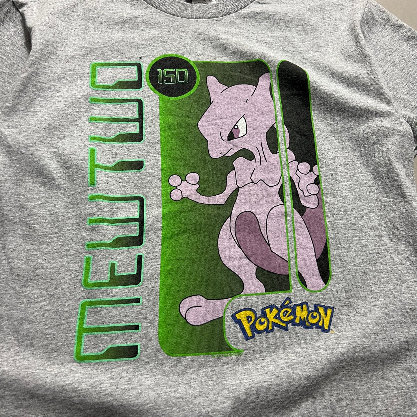 Youth XL 1999 Pokemon MewTwo T-shirt