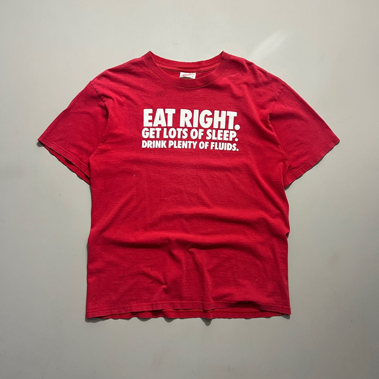 Medium 90s Nike Eat Right. T-shirt
