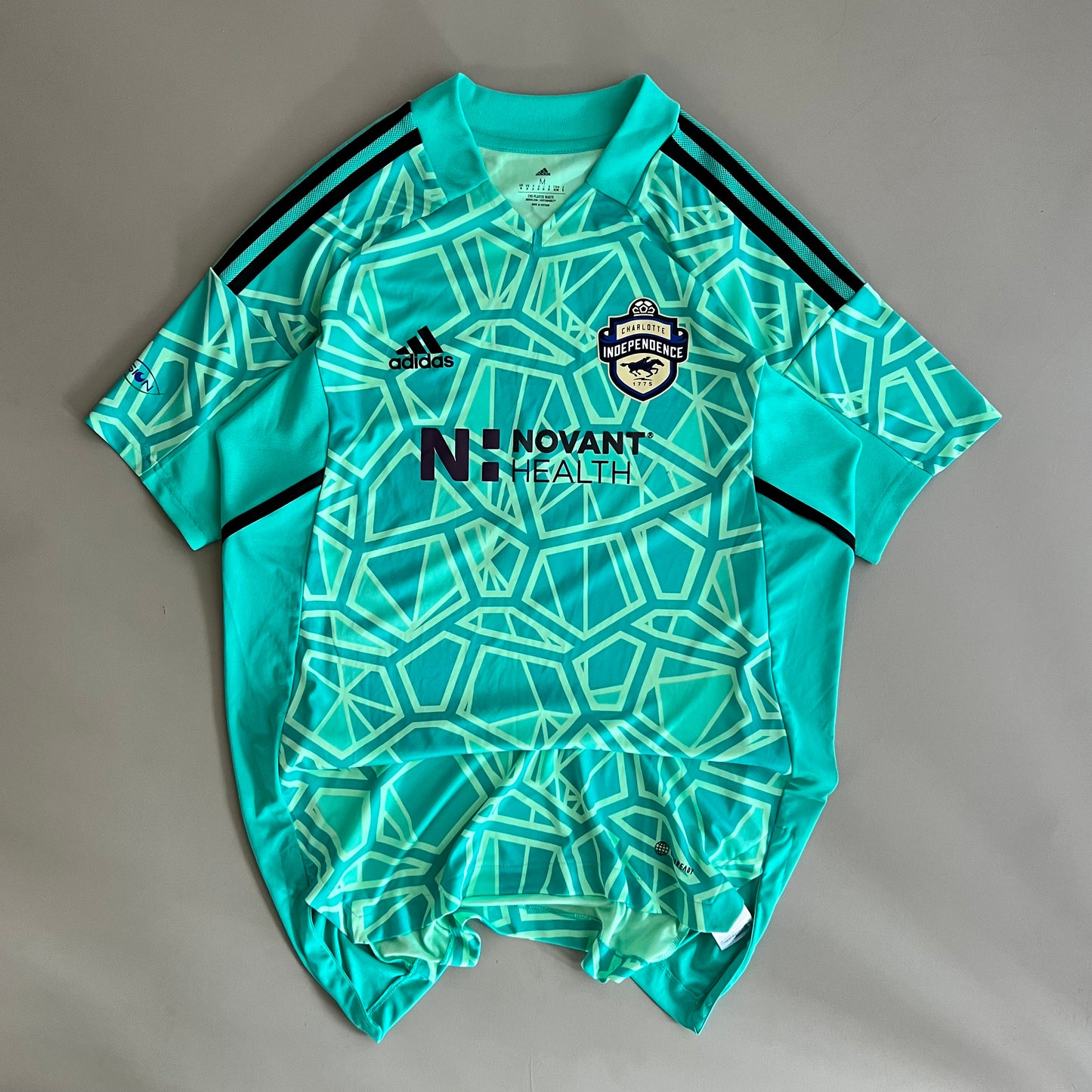 Medium Adidas Charlotte Independence Kit