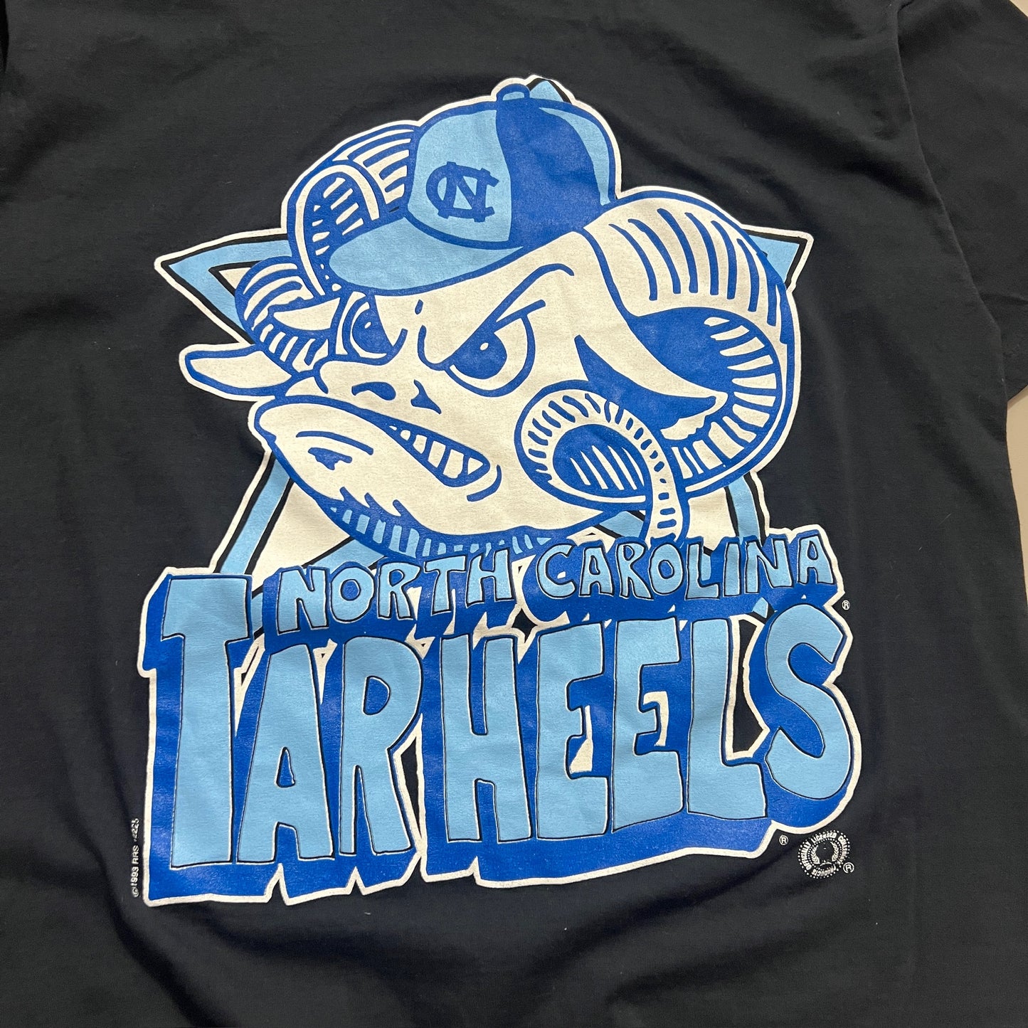 XL 1993 UNC Tar Heels Big Head T-shirt