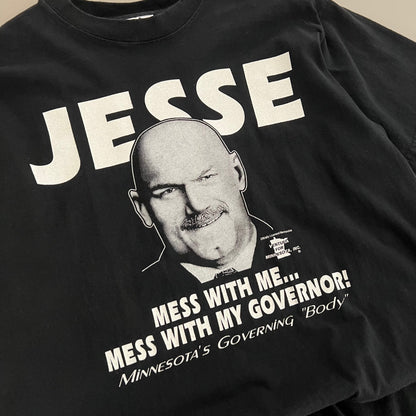 Medium Jesse Ventura Governor T-shirt