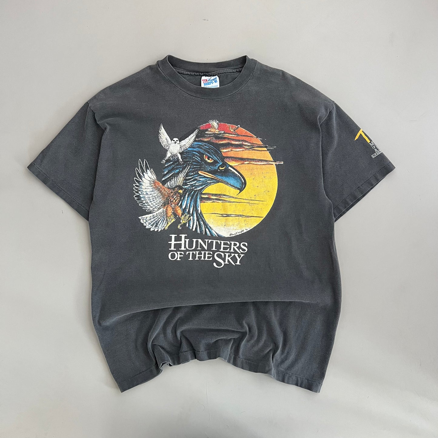 Large 90s Hunters of the Sky Museum T-shirt