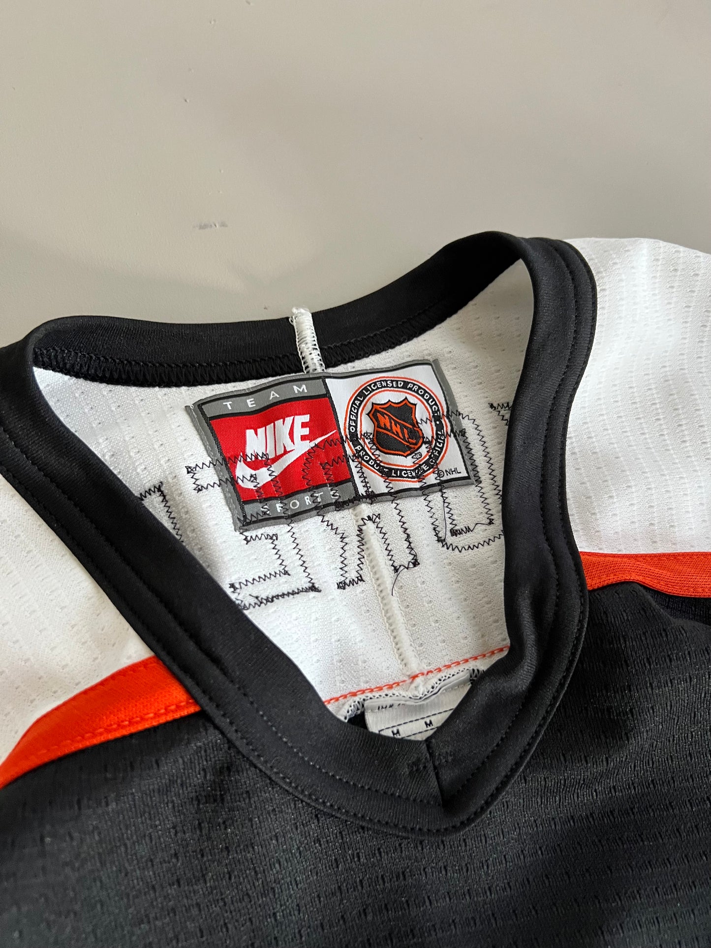 Medium Philadelphia Flyers Jersey