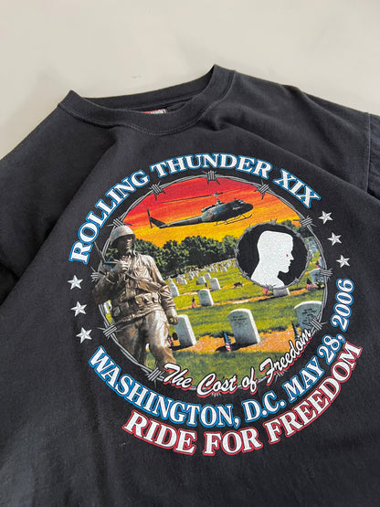 Large 2006 Harley Davidson Rolling Thunder T-shirt
