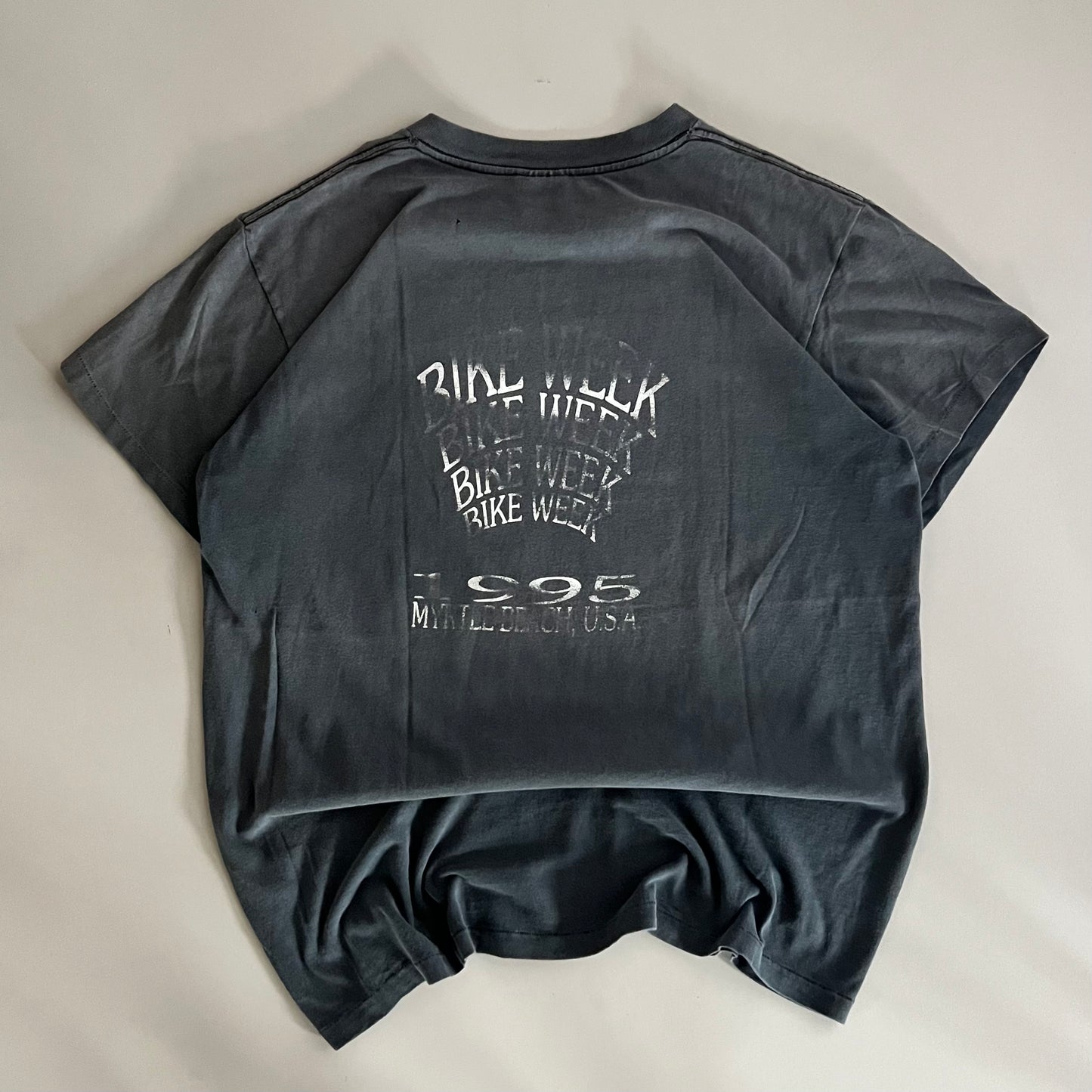 Large 1995 Survivors Biker T-shirt