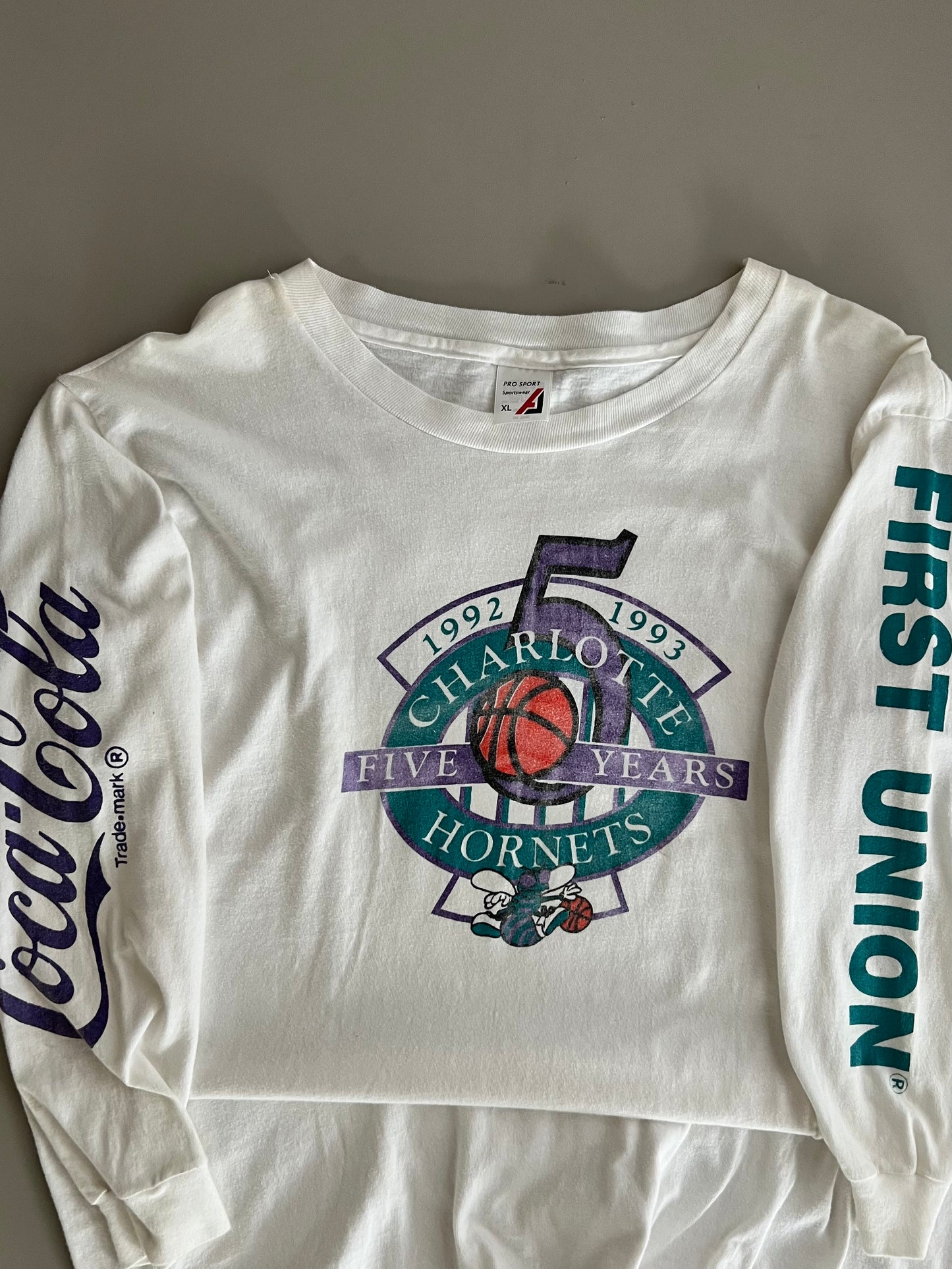 XL 1993 Charlotte Hornets T-shirt