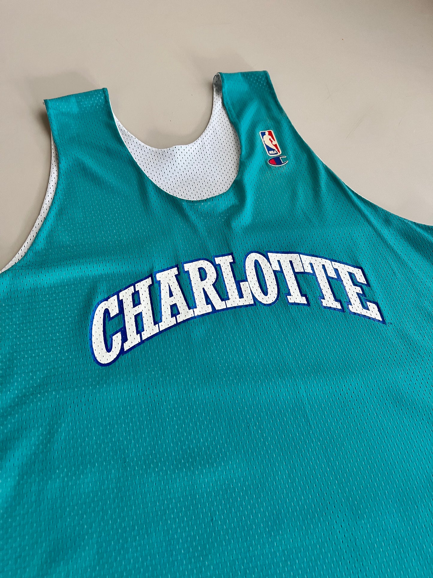 XXL 90s Charlotte Hornets Champion Practice Jersey