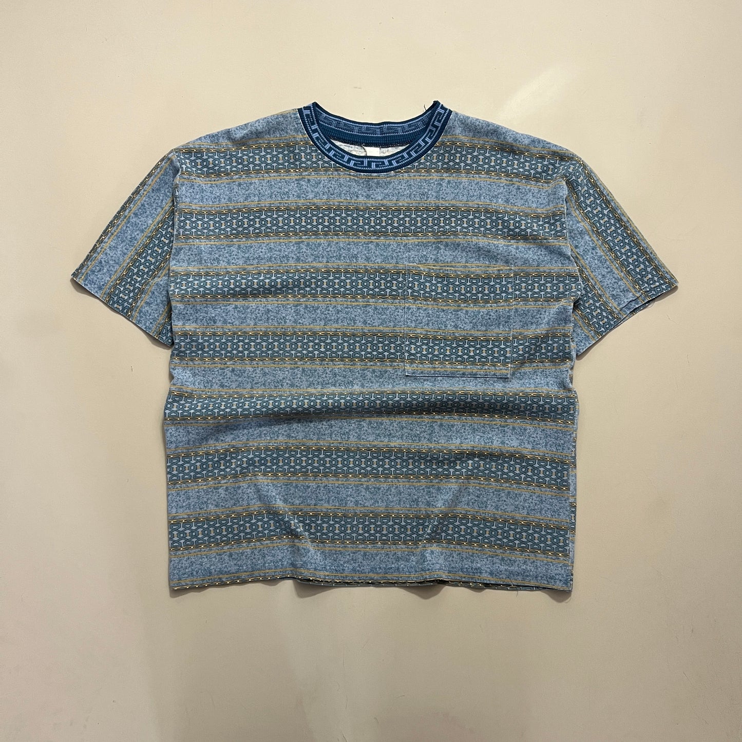 Large 1990s Surf Pattern Pocket T-shirt