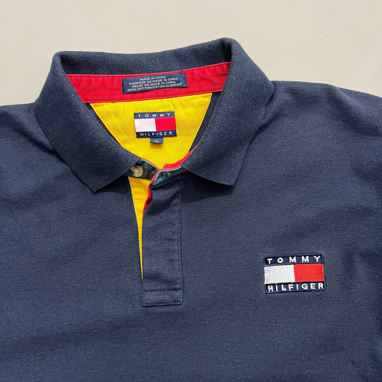Large 2000s Tommy Hilfiger Collared Long Sleeve